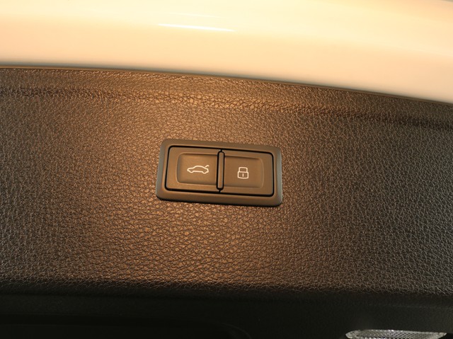 Audi Q5 55 Qu. HYBRID S LINE BLACKPAK AHK 360°CAM