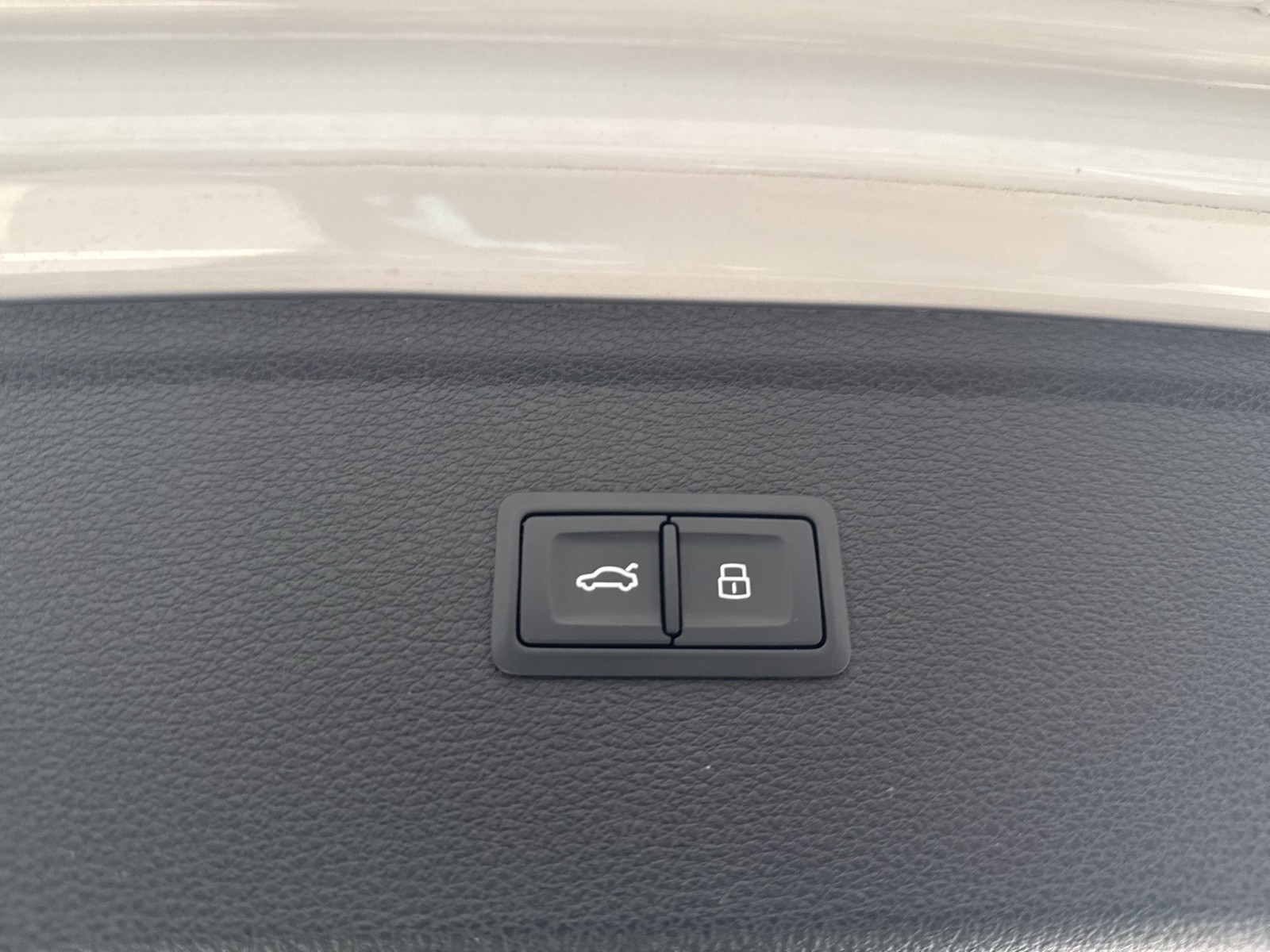 Audi Q5 55 HYBRID Qu. S LINE BLACKPAK LEDER 360°CAM