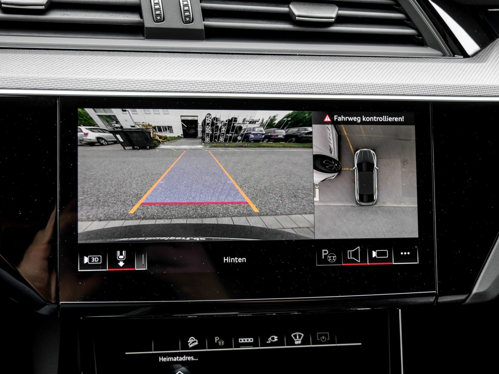 Audi Q8 e-tron Sportback 55 quattro S LINE CARBON AHK