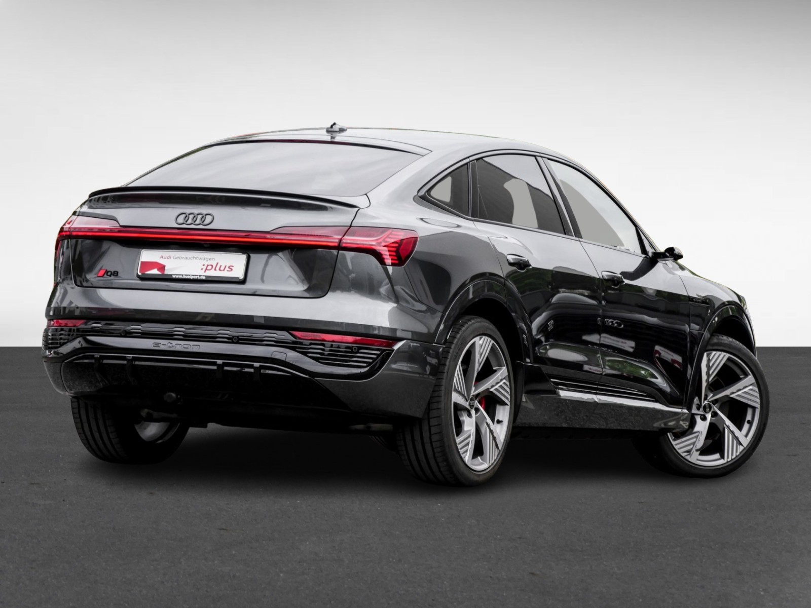 Audi Q8 e-tron Sportback 55 quattro S LINE CARBON AHK
