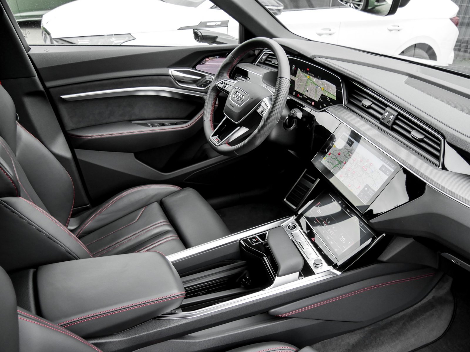 Audi Q8 e-tron Sportback 55 quattro S LINE CARBON AHK