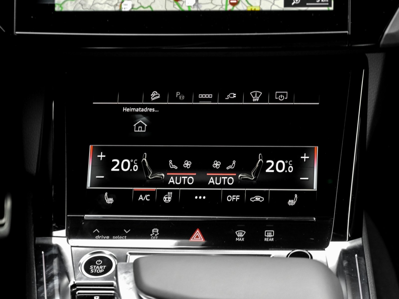 Audi Q8 e-tron Sportback 55 quattro S LINE CARBON AHK