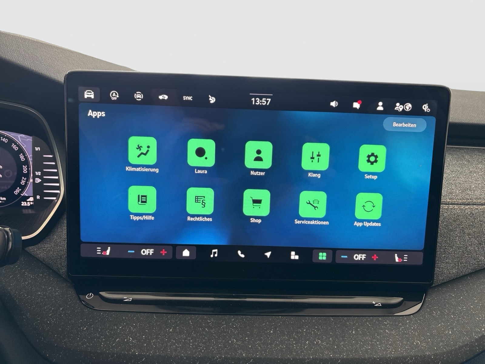 Skoda Octavia Combi 2.0 TOUR 360°CAM ACC HEADUP MATRIX