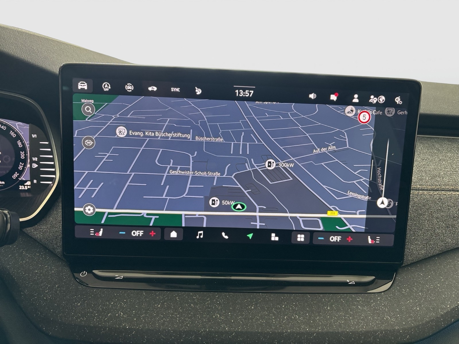 Skoda Octavia Combi 2.0 TOUR 360°CAM ACC HEADUP MATRIX