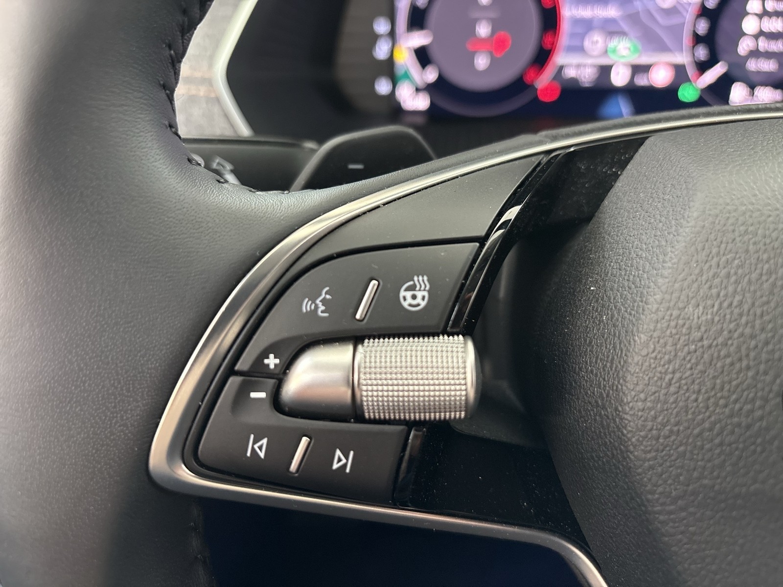 Skoda Octavia Combi 2.0 TOUR 360°CAM ACC HEADUP MATRIX