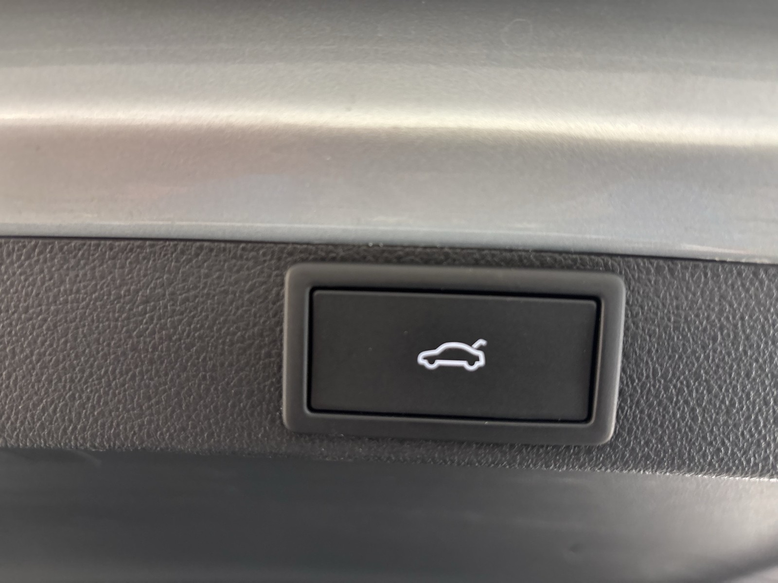 Skoda Octavia Combi 2.0 TOUR 360°CAM ACC HEADUP MATRIX