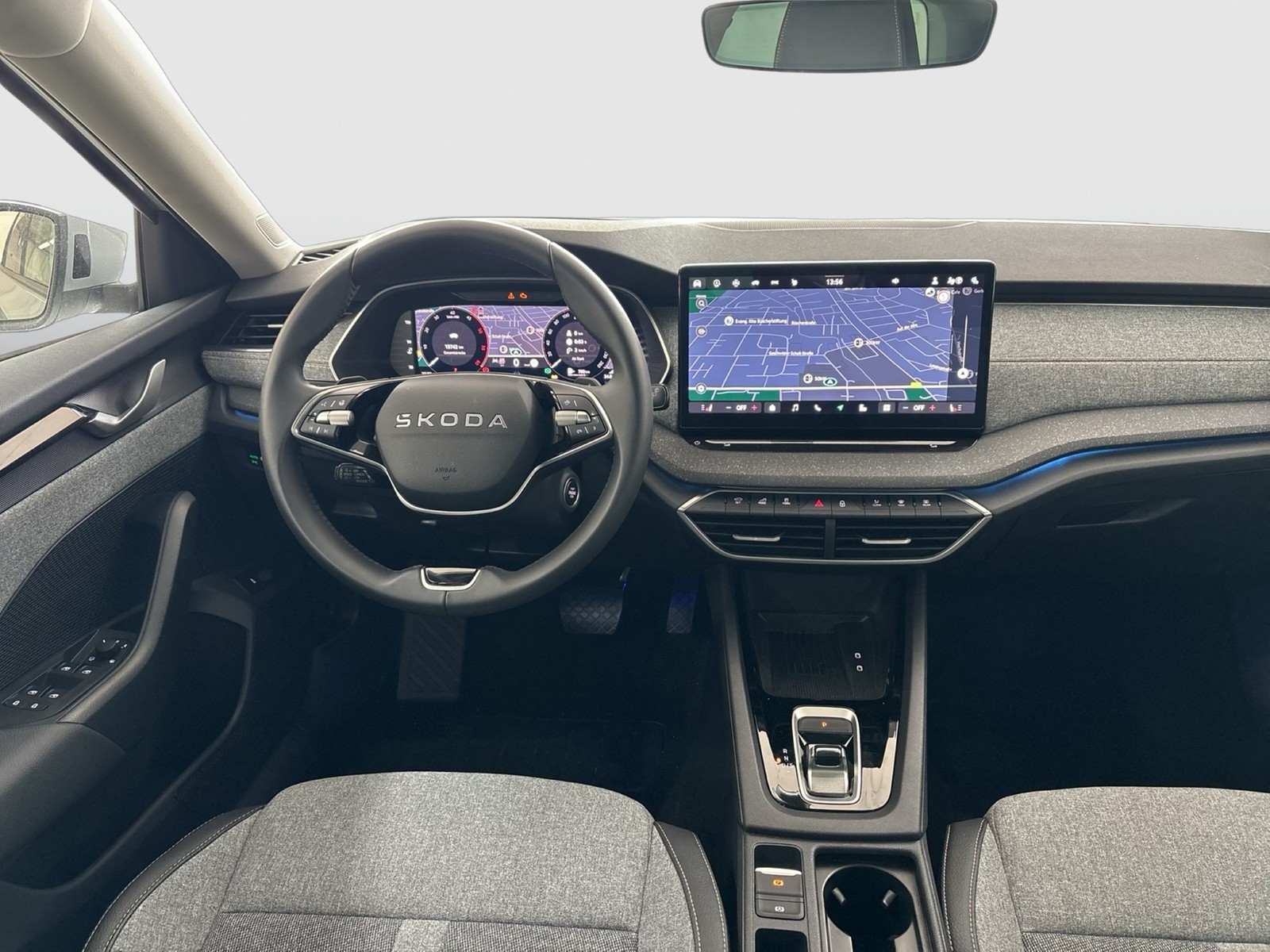 Skoda Octavia Combi 2.0 TOUR 360°CAM ACC HEADUP MATRIX