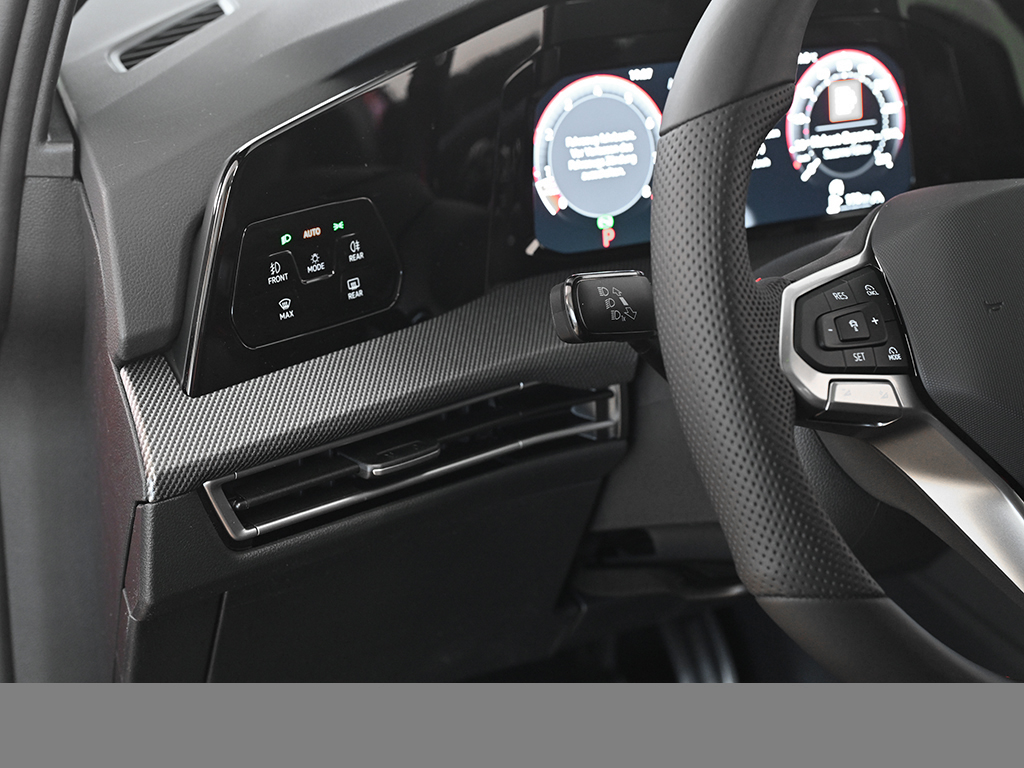Volkswagen Golf GTI HARMANKARDON BLACKSTYLE PANO