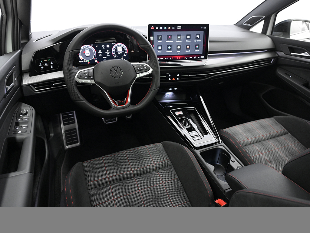 Volkswagen Golf GTI BLACKSTYLE PANO MATRIXLED AHK LM19