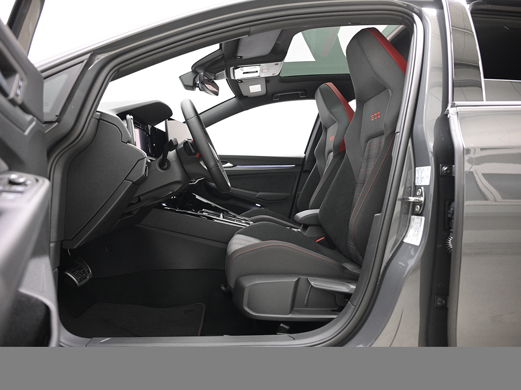 Volkswagen Golf GTI PANO HARMANKARDON BLACKSTYLE