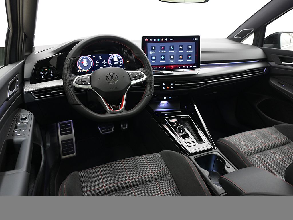 Volkswagen Golf GTI PANO HARMANKARDON BLACKSTYLE