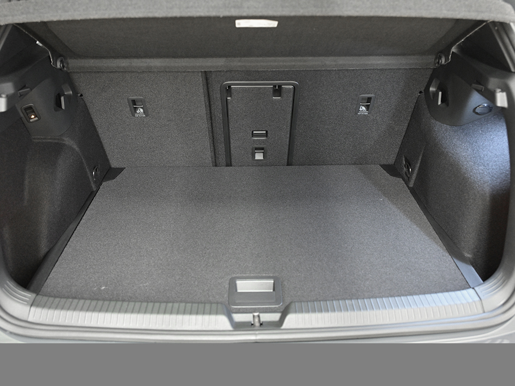 Volkswagen Golf GTI PANO HARMANKARDON BLACKSTYLE