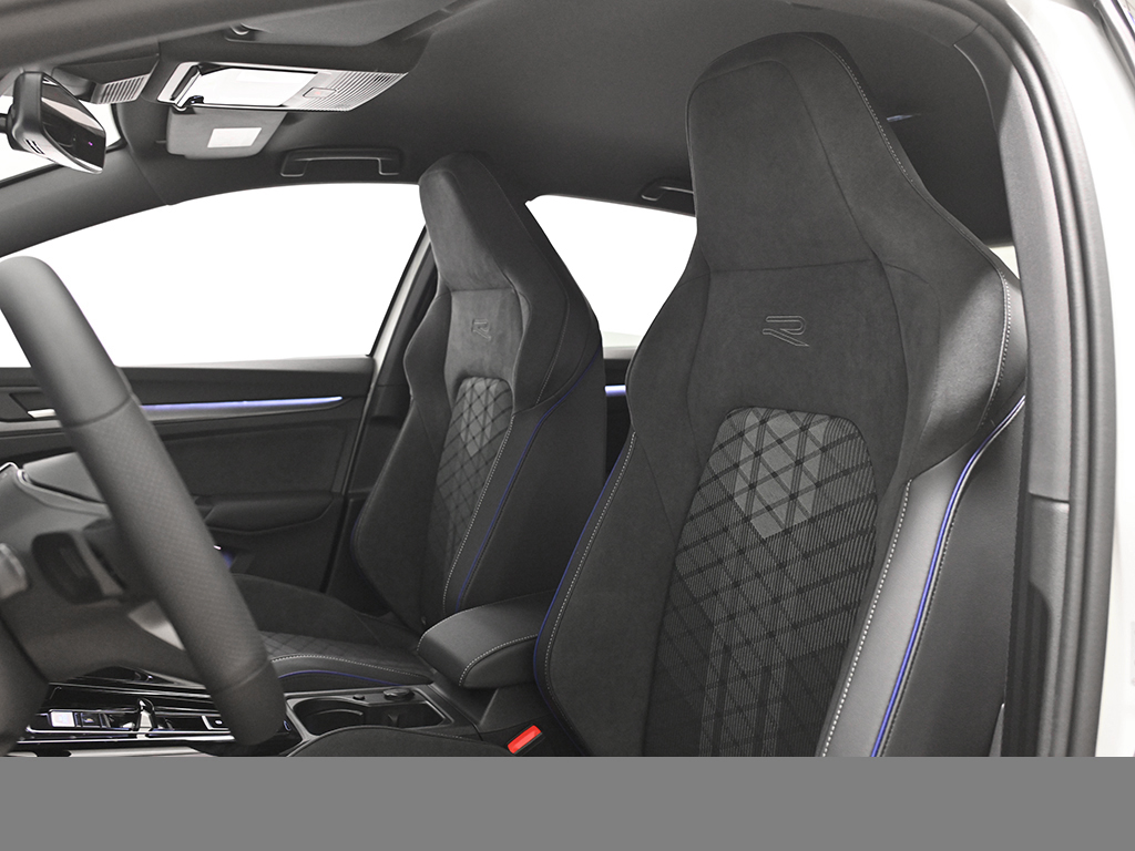 Volkswagen Golf 1.5 R-LINE DSG AHK ARMANKARDON BLACKSTYLE