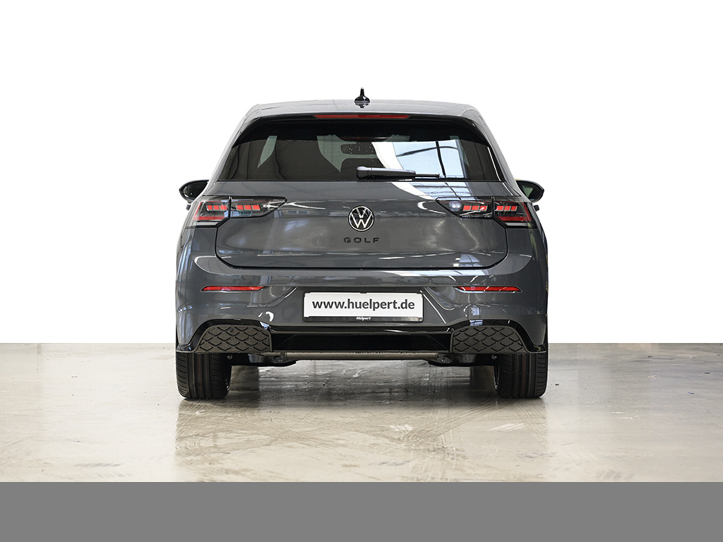 Volkswagen Golf 1.5 R-LINE DSG BLACKSTYLE MATRIXLED AHK