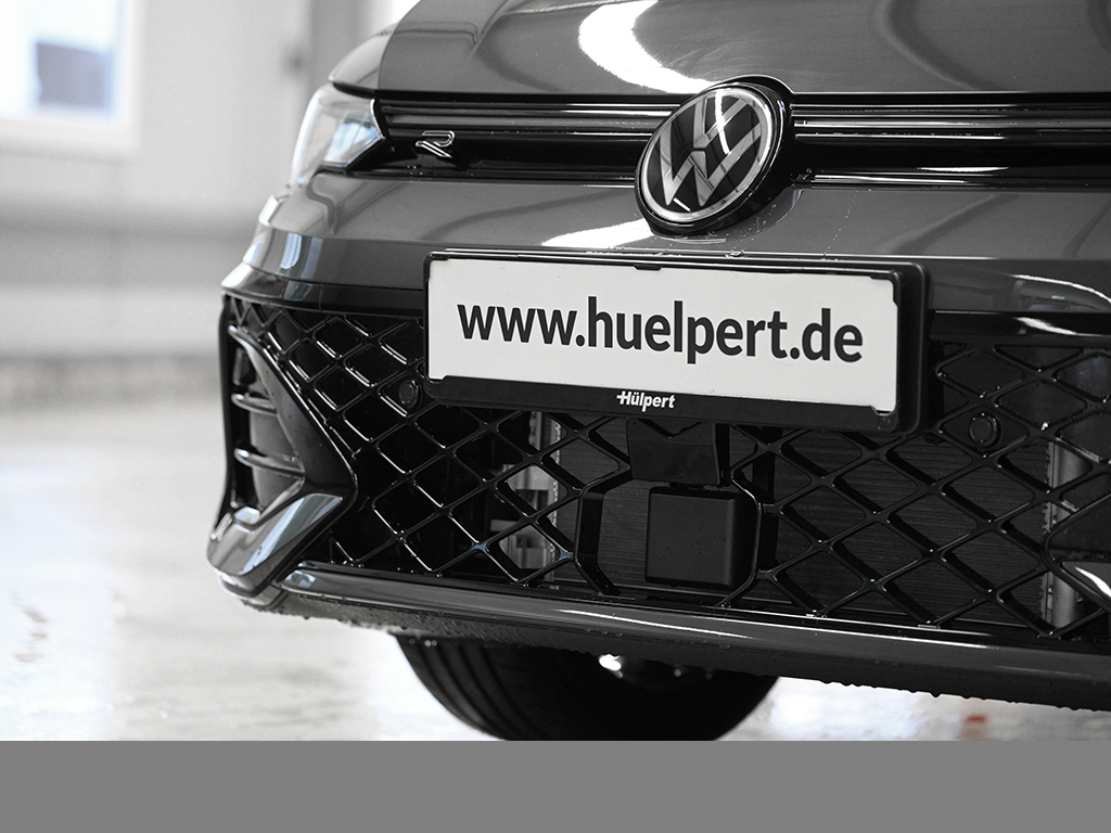 Volkswagen Golf 1.5 R-LINE DSG BLACKSTYLE MATRIXLED AHK