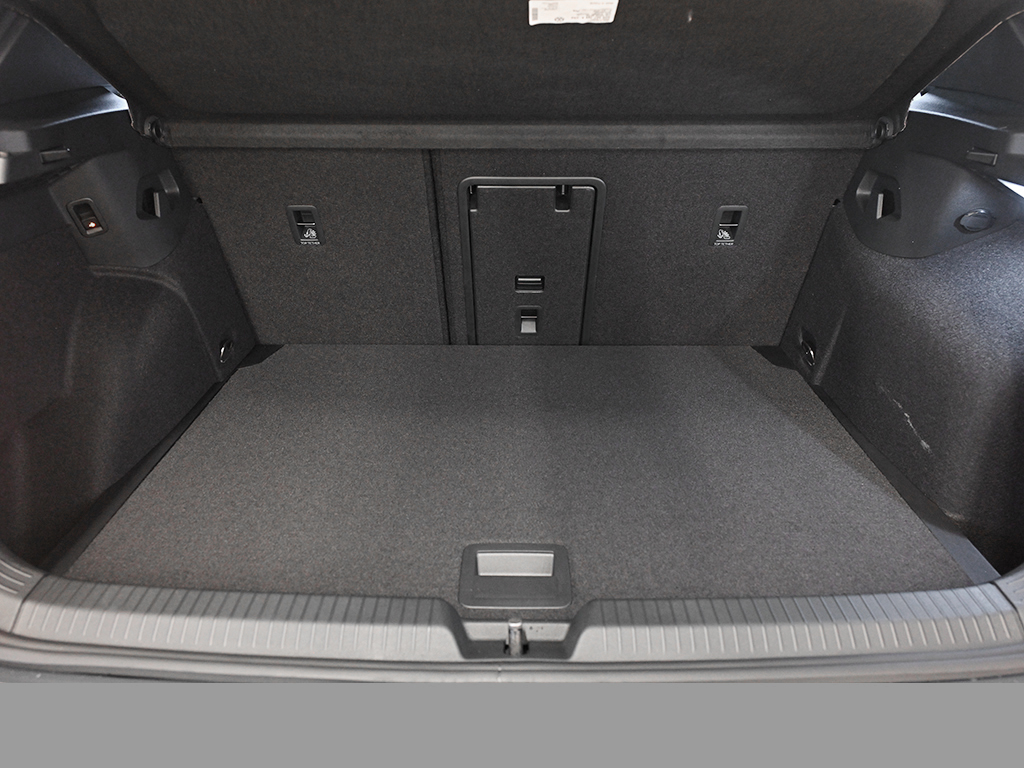 Volkswagen Golf 1.5 R-LINE DSG PANO HARMANKARDON AHK HEADUP
