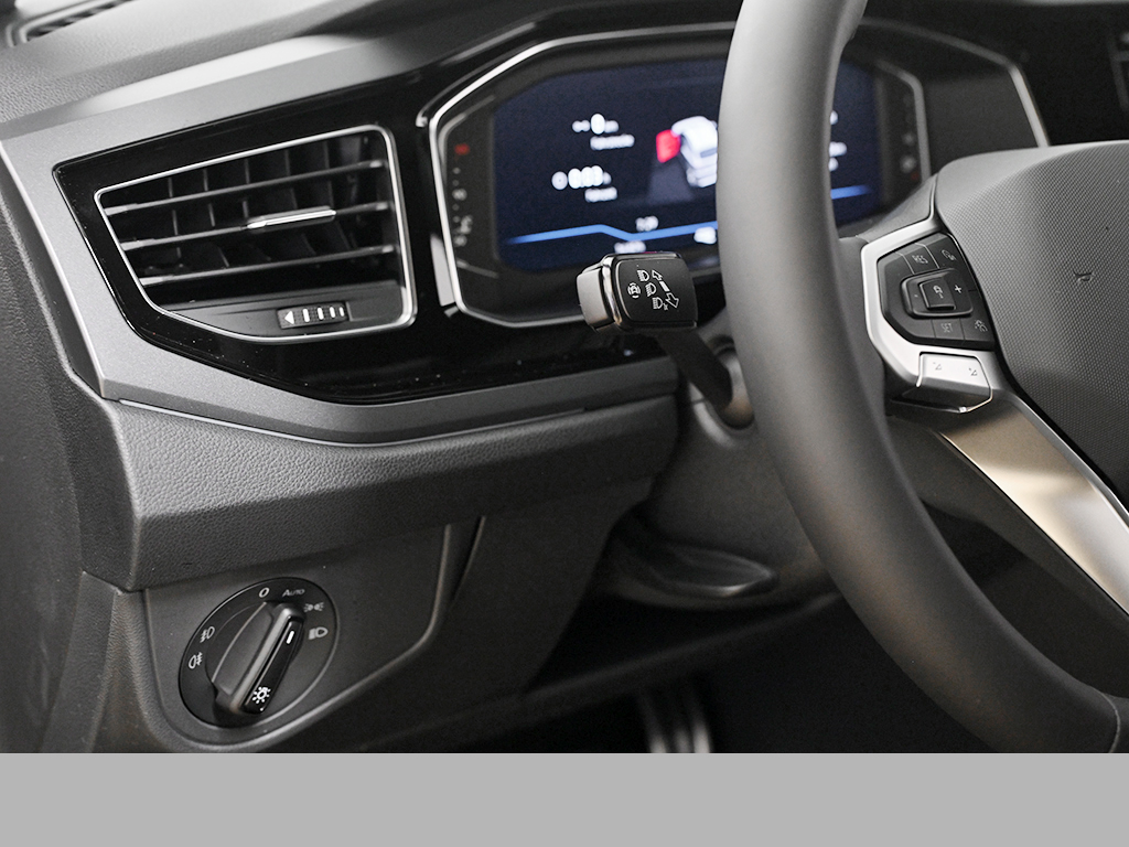 Volkswagen Taigo 1.0 R-LINE BLACK STYLE CAM ACC LM18 MATRIX