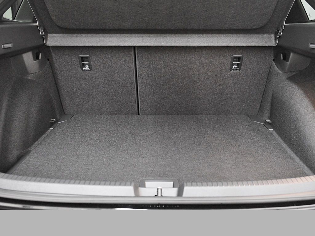 Volkswagen Taigo 1.0 R-LINE BLACK STYLE CAM ACC LM18 MATRIX