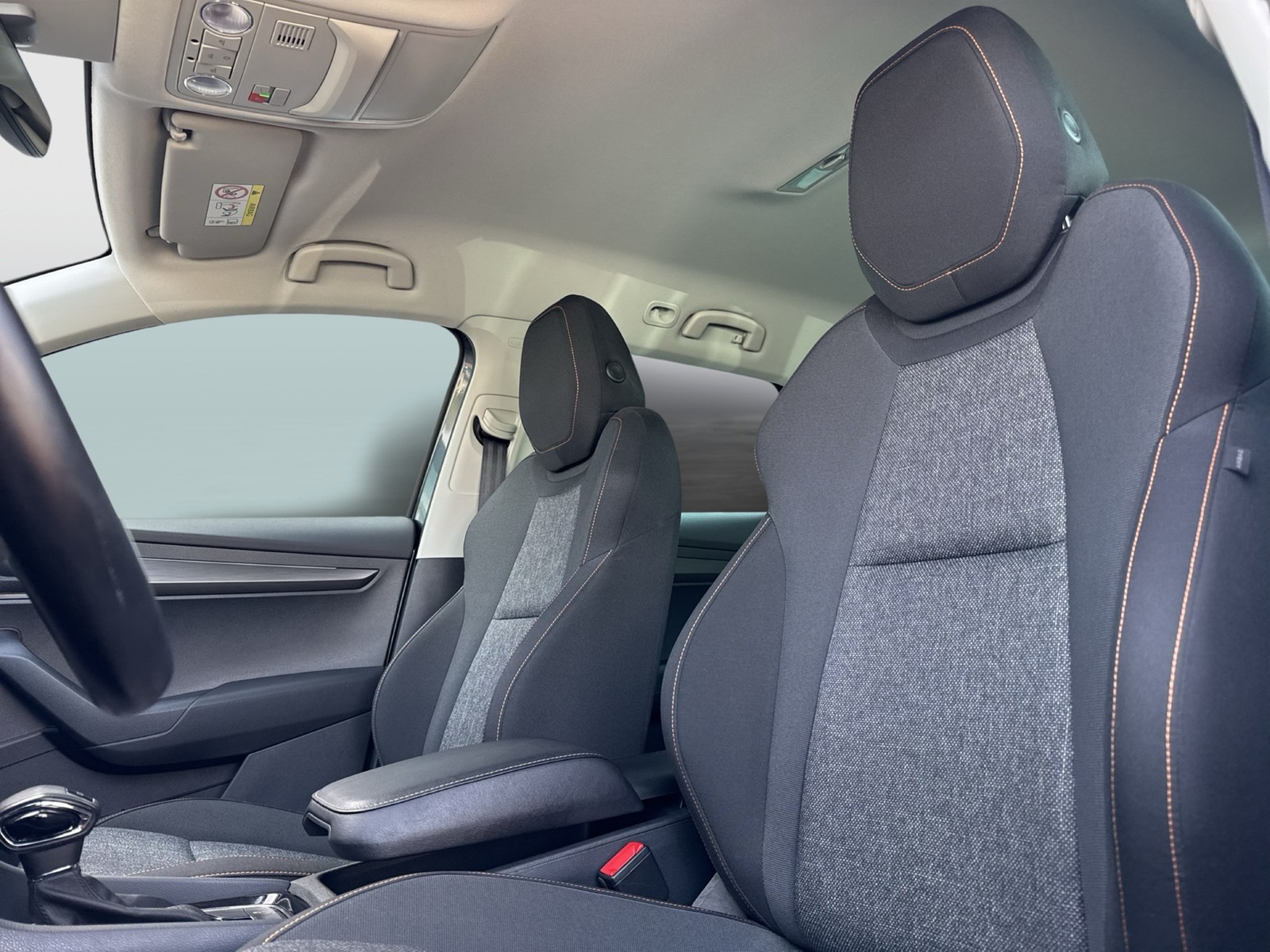 Skoda Karoq 1.5 CLEVER AHK KAMERA ACC eKLAPPE NAVI ALU