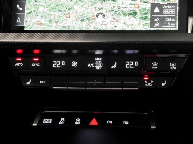 Audi RS3 Qu. BLACKPAK PANO B&O SPORTABGAS LEDER