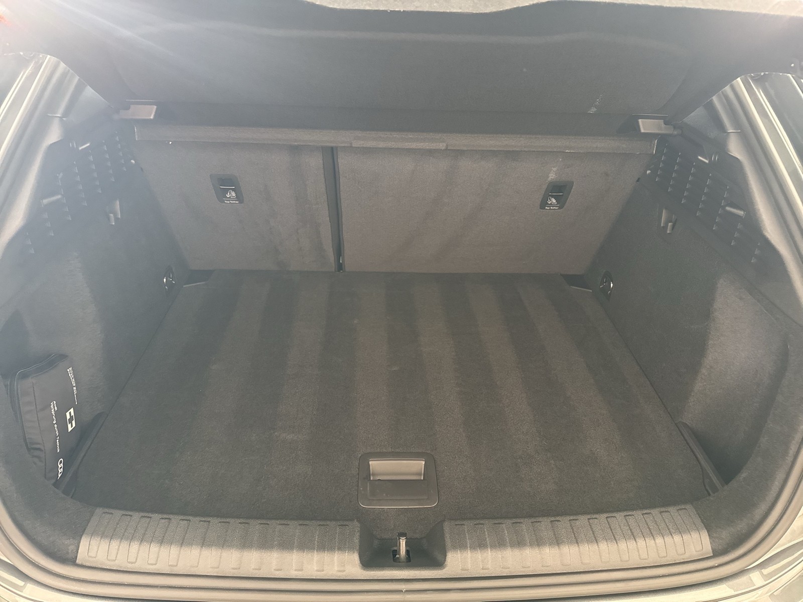 Audi A3 Sportback 35 S LINE PANO SONOS CAM ACC LM18