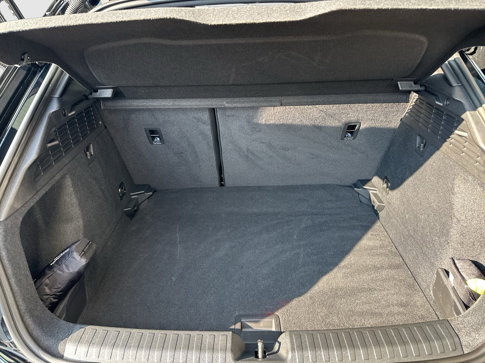 Audi A3 Sportback 35 S LINE PANO SONOS CAM ACC LM18