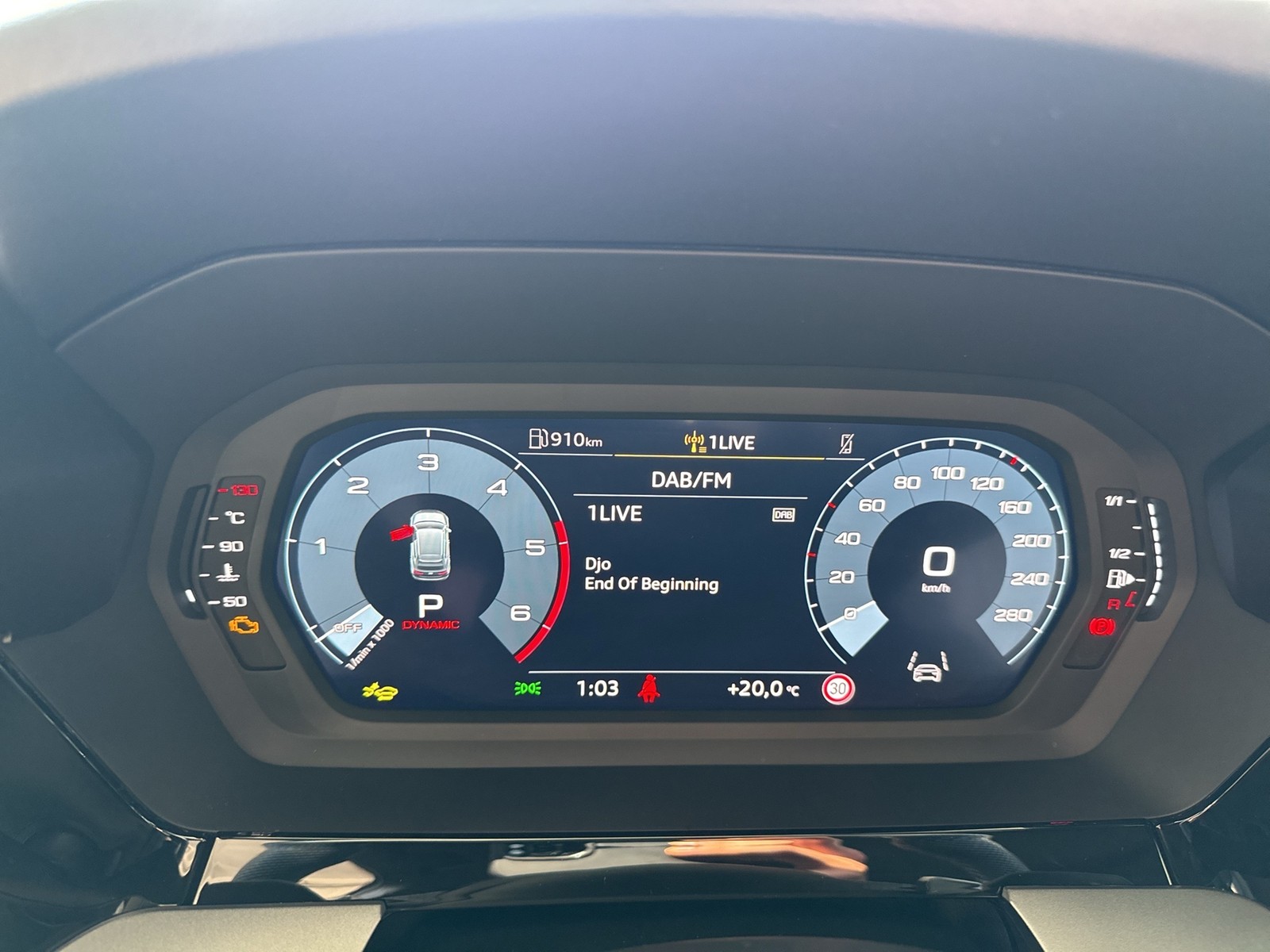 Audi A3 Sportback 35 S LINE PANO SONOS CAM ACC LM18