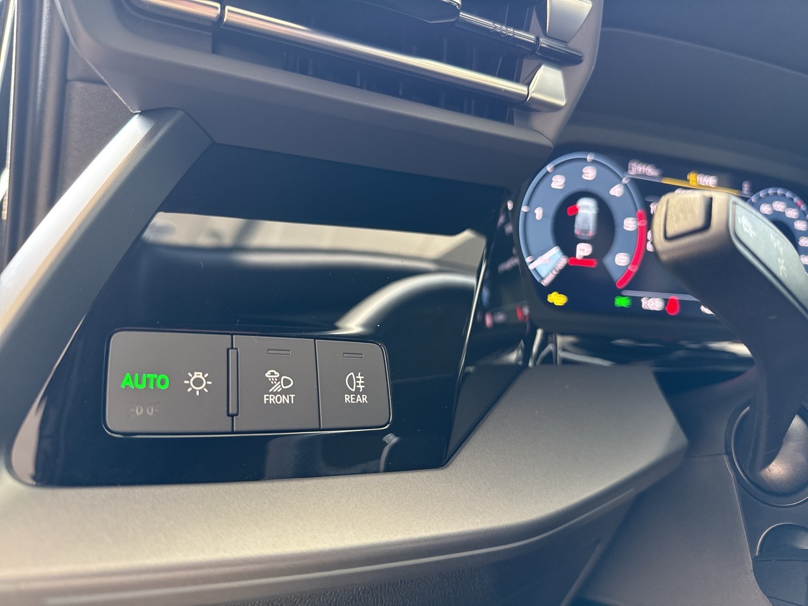 Audi A3 Sportback 35 S LINE PANO SONOS CAM ACC LM18