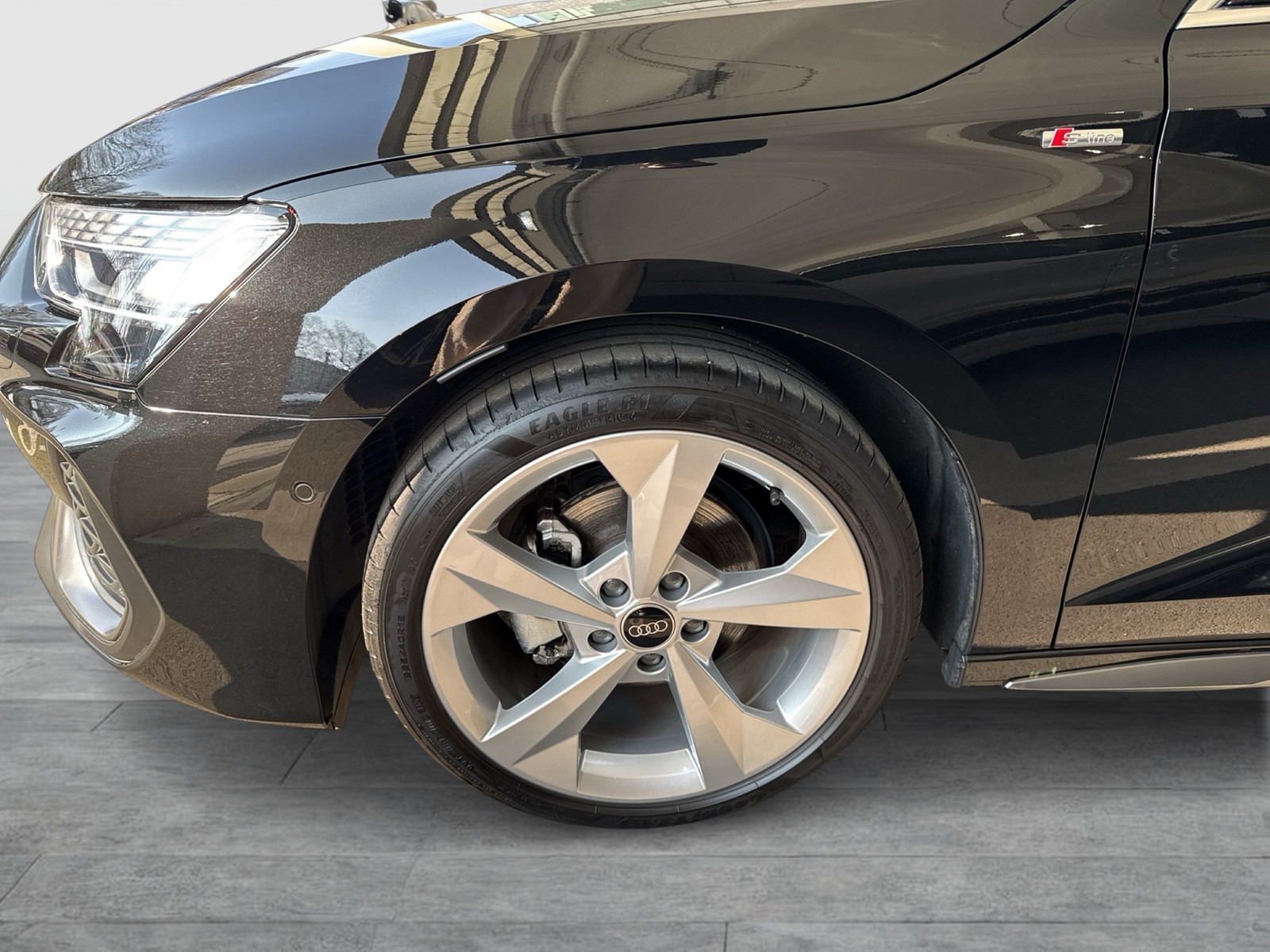 Audi A3 Sportback 35 S LINE PANO SONOS CAM ACC LM18