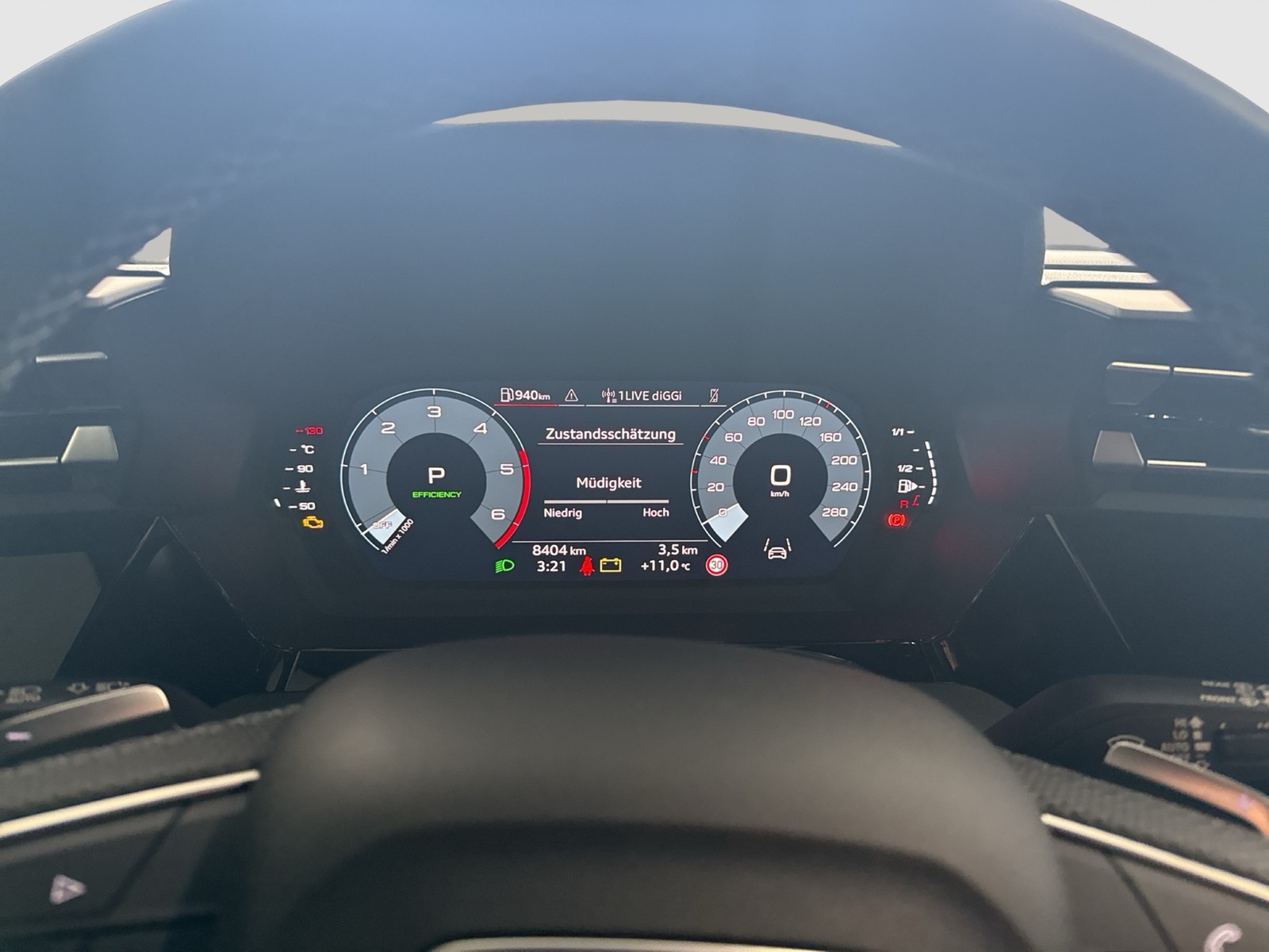 Audi A3 Sportback 35 S LINE PANO SONOS CAM ACC LM18