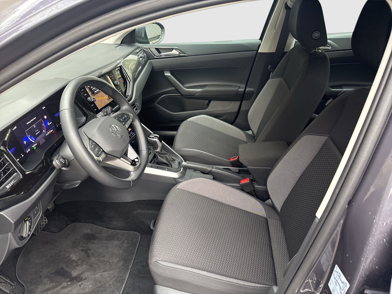 Volkswagen Taigo 1.5 LIFE LM17 NAVI CARPLAY SITZHEIZUNG LED