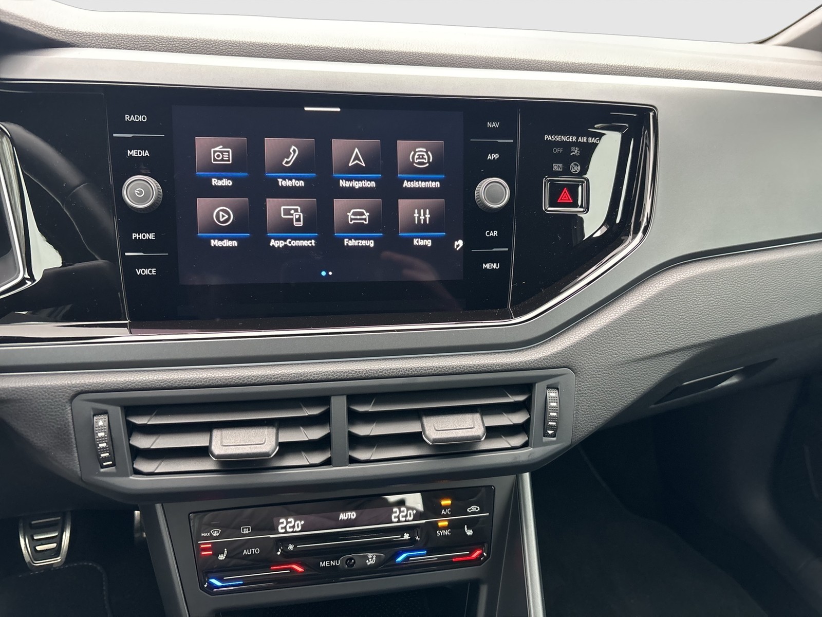 Volkswagen Taigo 1.0 R-LINE ACC LM17 NAVI CARPLAY SITZHEIZ.