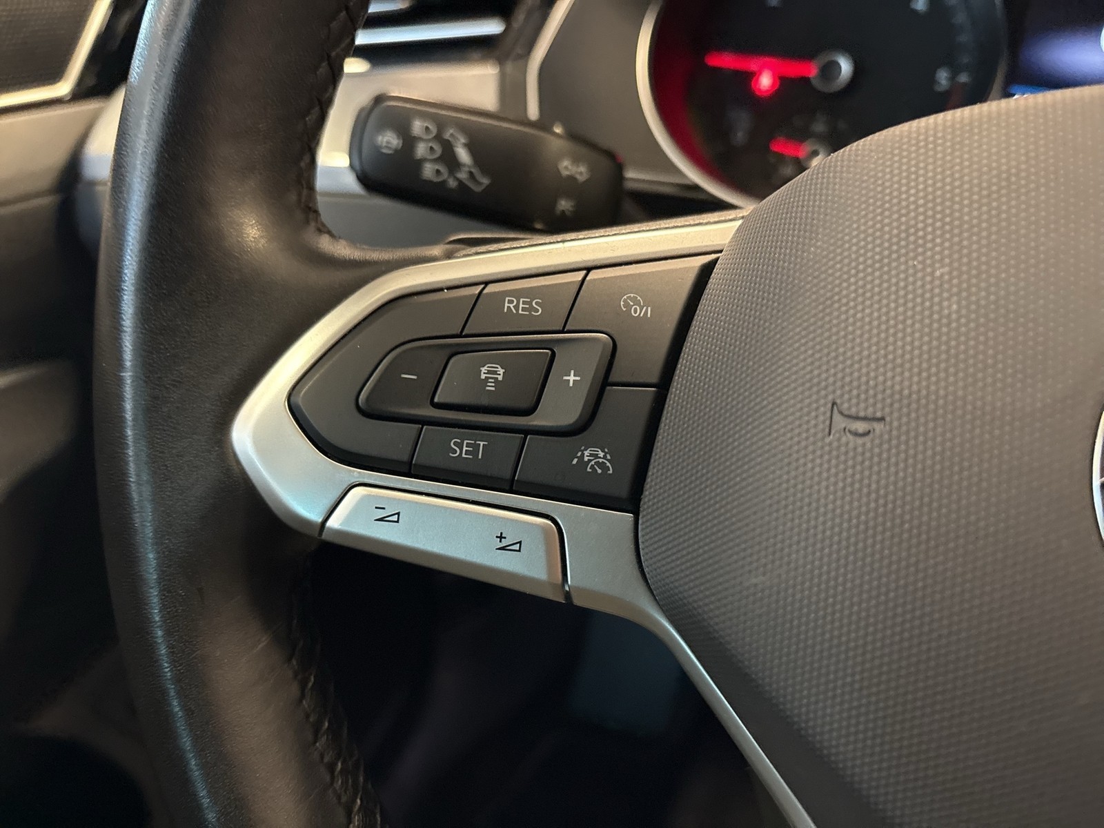 Volkswagen Passat Variant 2.0 BUSINESS STANDHZ CAM ACC NAVI