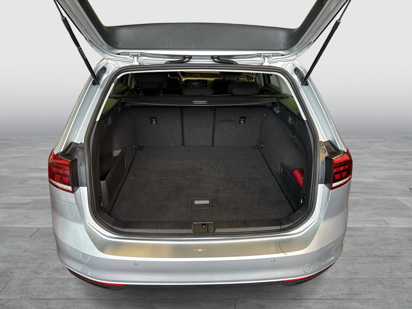 Volkswagen Passat Variant 2.0 BUSINESS STANDHZ CAM ACC NAVI