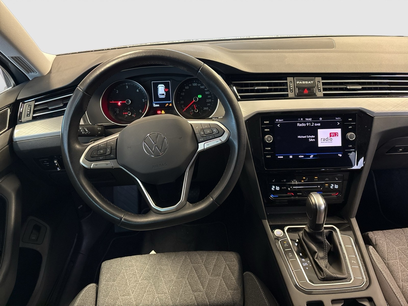 Volkswagen Passat Variant 2.0 BUSINESS STANDHZ CAM ACC NAVI