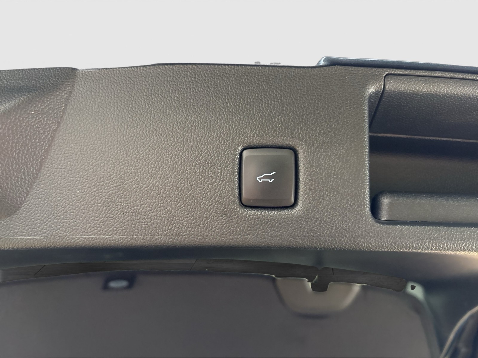 Ford Kuga 2.5 HYBRID ST-LINE AHK CAM ALU18 NAVI LED