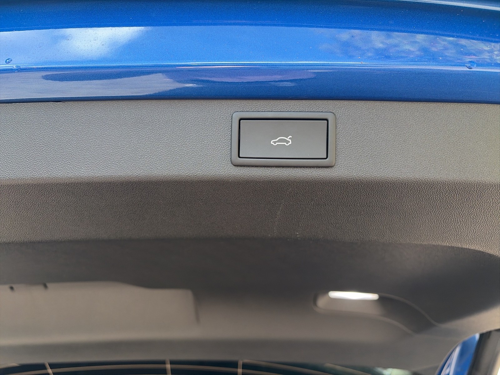 Skoda Peaq 90 SELECTION AHK eSITZE HEADUP WÄRMEPUMPE