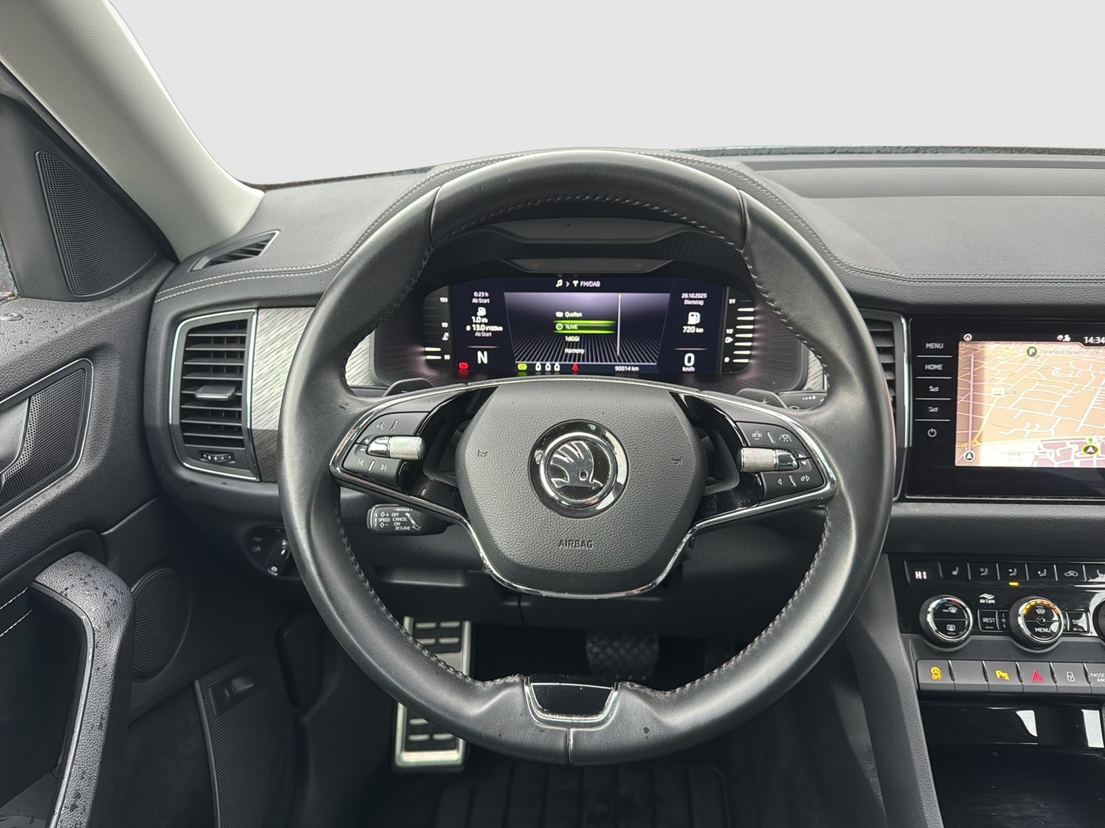 Skoda Kodiaq 2.0 STYLE 4X4 LEDER AHK ACC NAVICOLUMBUS