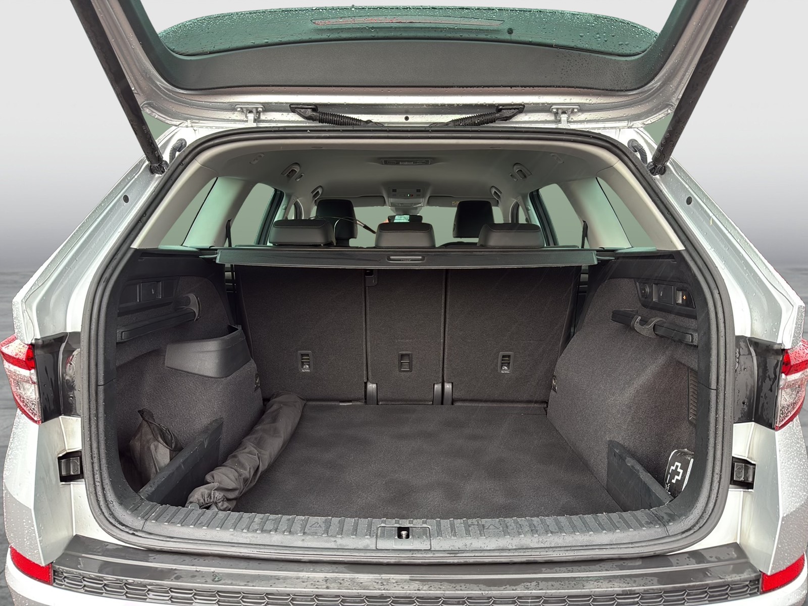 Skoda Kodiaq 2.0 STYLE 4X4 LEDER AHK ACC NAVICOLUMBUS