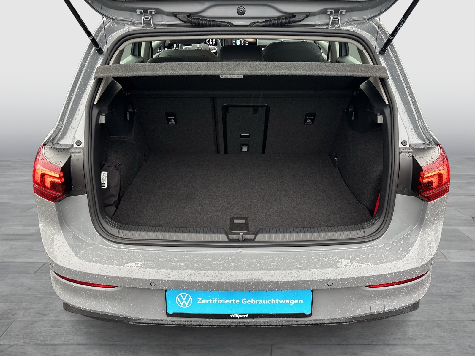 Volkswagen Golf VIII 1.5 HYBRID LIFE FACELIFT ACC CARPLAY