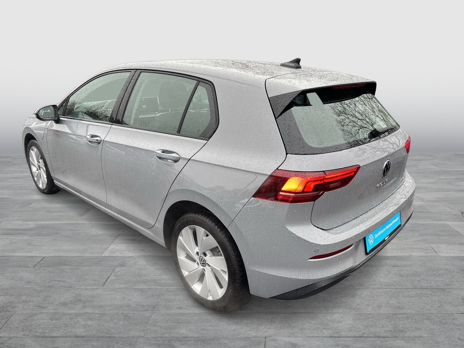 Volkswagen Golf VIII 1.5 HYBRID LIFE FACELIFT ACC CARPLAY