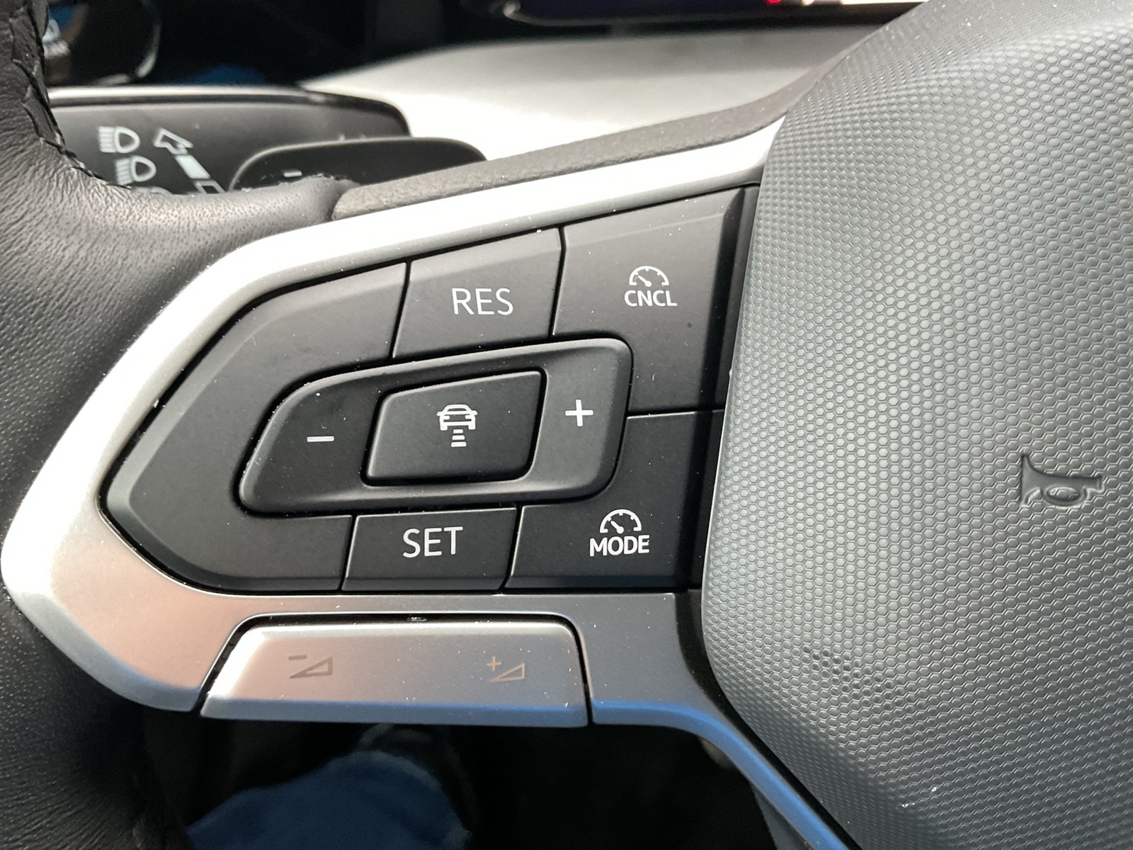 Volkswagen Golf Variant VIII 1.5 LIFE AHK ACC SITZHEIZUNG