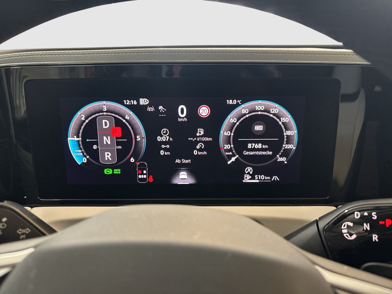 Volkswagen Tiguan 2.0 ELEGANCE AHK CAM ACC LM18 EKLAPPE NAVI