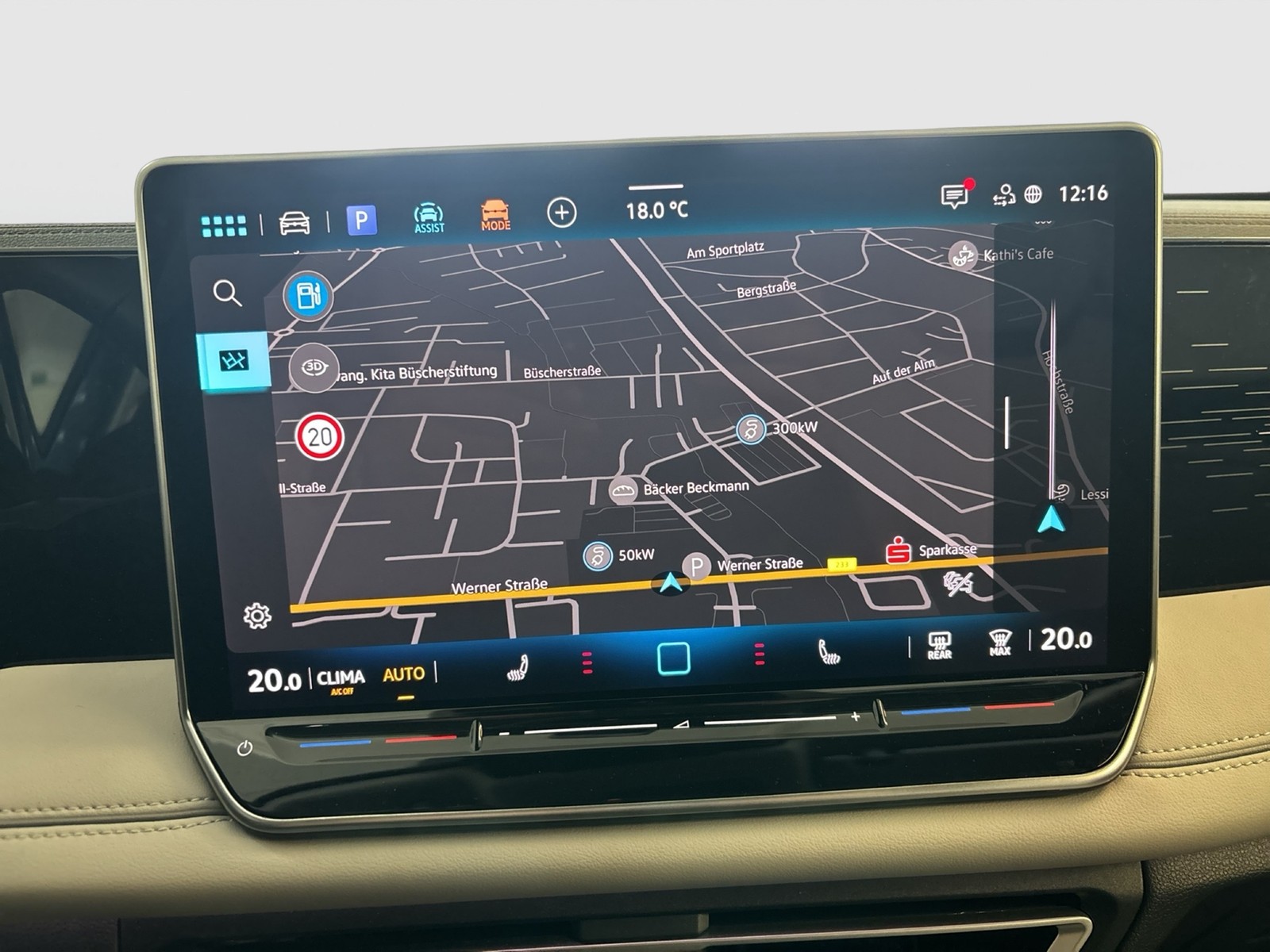 Volkswagen Tiguan 2.0 ELEGANCE AHK CAM ACC LM18 EKLAPPE NAVI