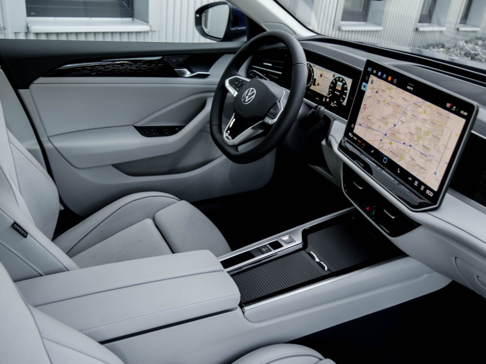 Volkswagen Passat Variant 1.5 HYBRID ELEGANCE AHK 360°CAM