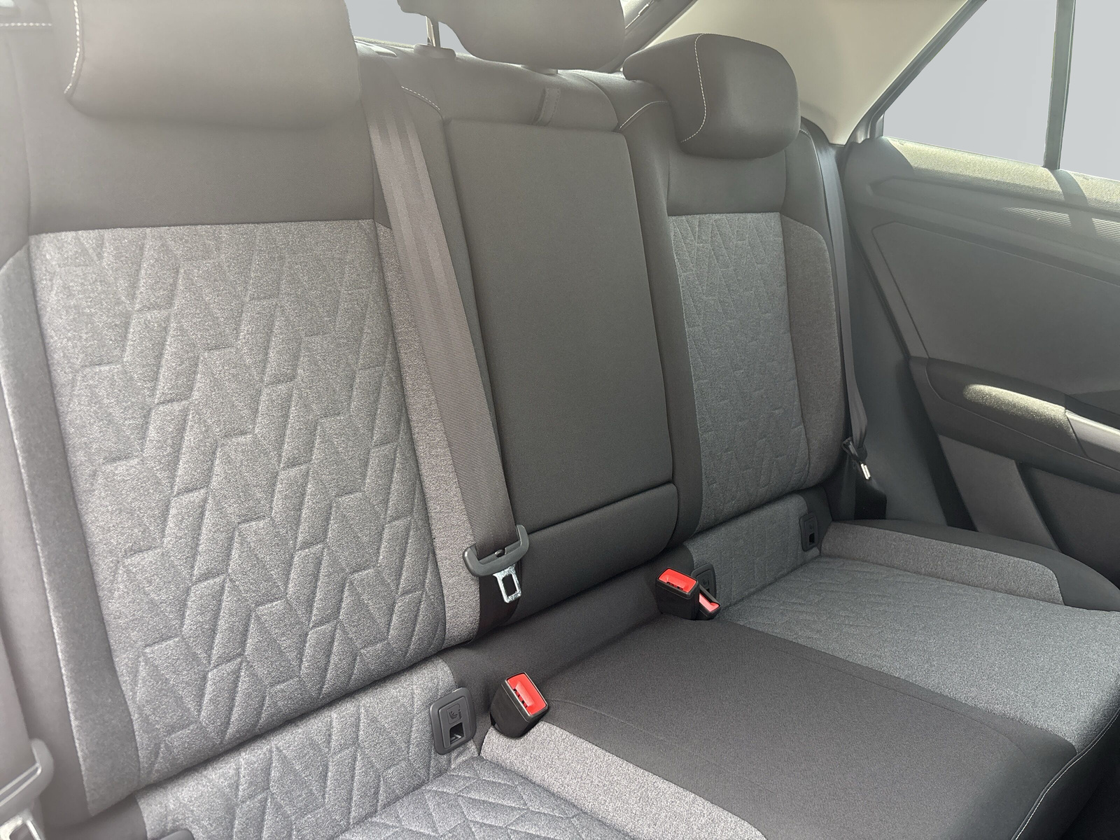 Volkswagen T-Roc 2.0 MOVE CAM ACC LM17 NAVI SITZHEIZUNG