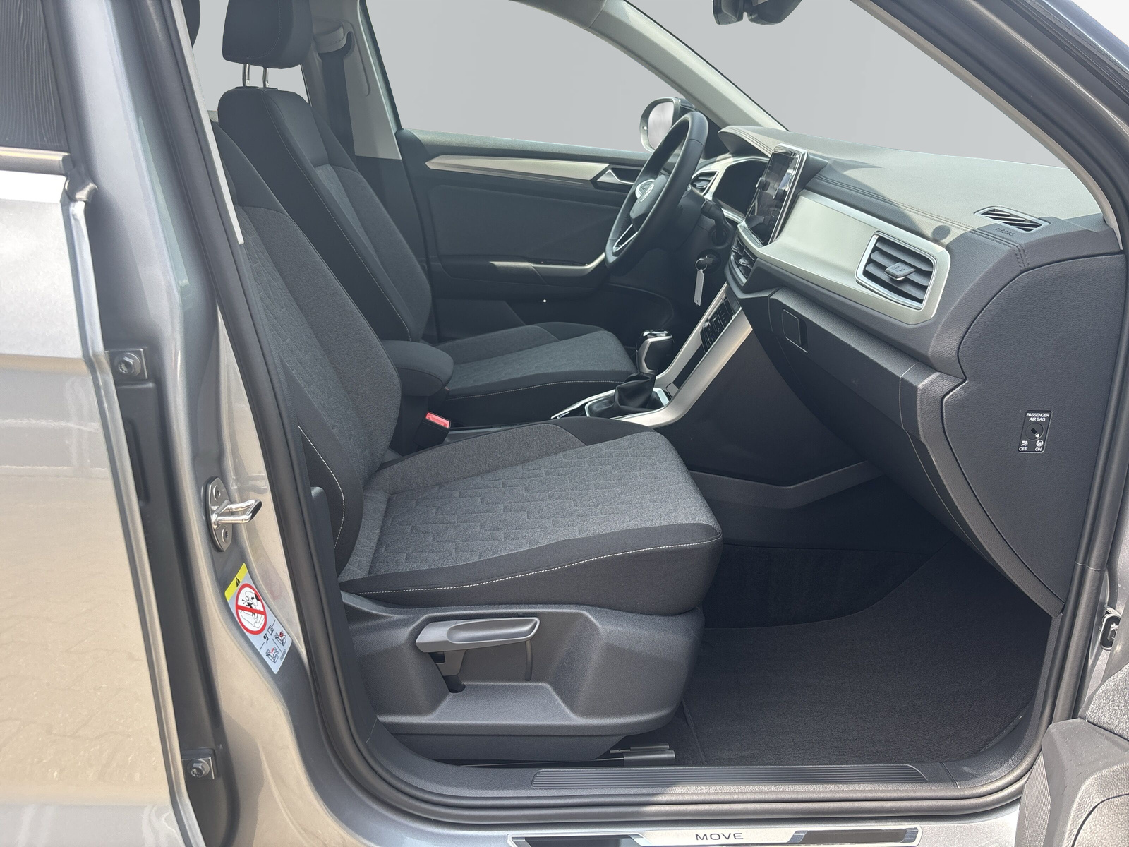 Volkswagen T-Roc 2.0 MOVE CAM ACC LM17 NAVI SITZHEIZUNG