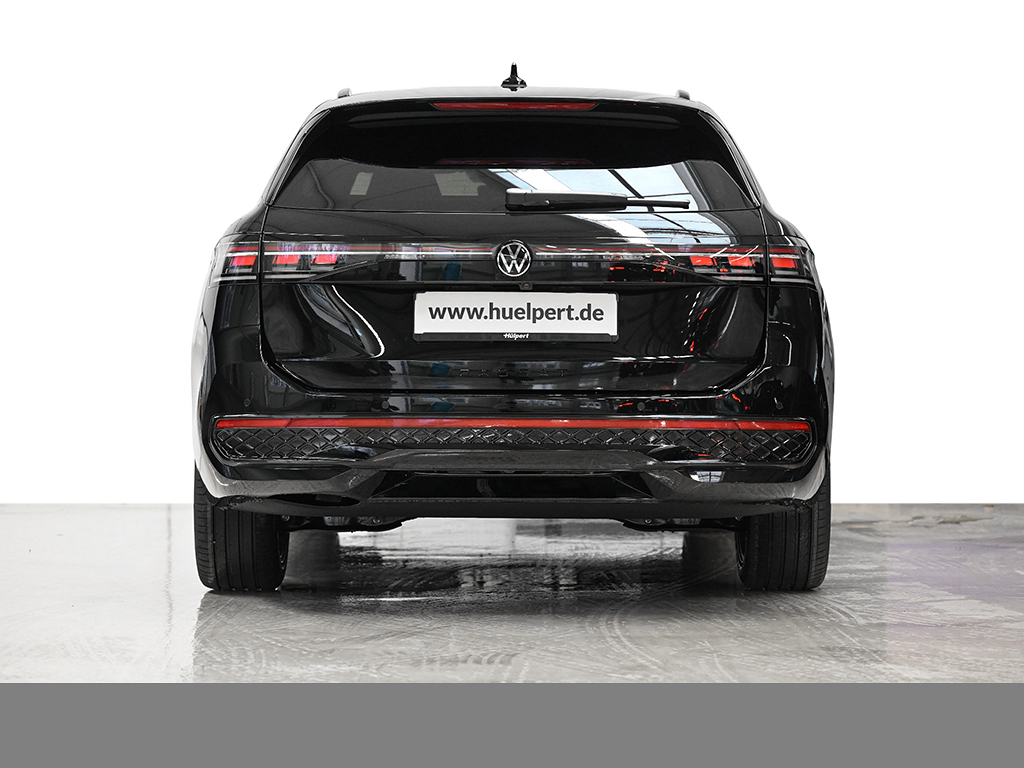 Volkswagen Passat Variant 2.0 R-LINE DSG BLACKSTYLE AHK CAM