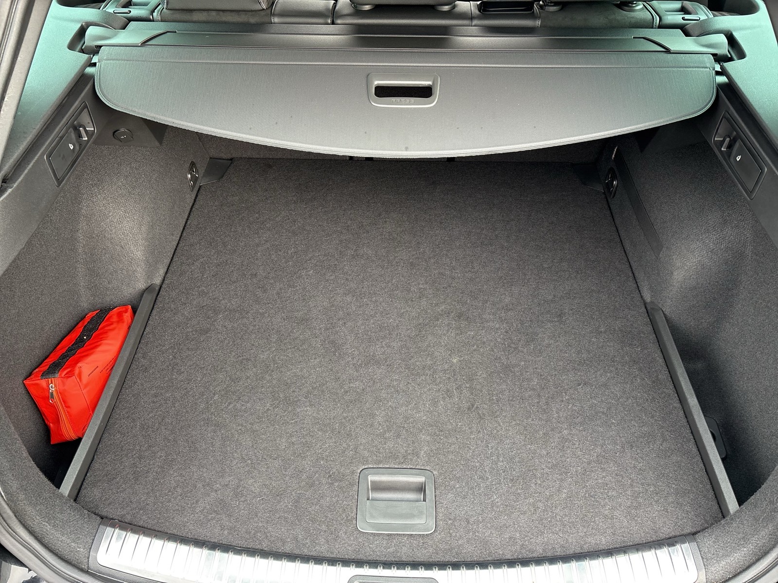 Seat Leon ST Cupra 300 PANO 19ZOLL BEATS NAVI 4X4