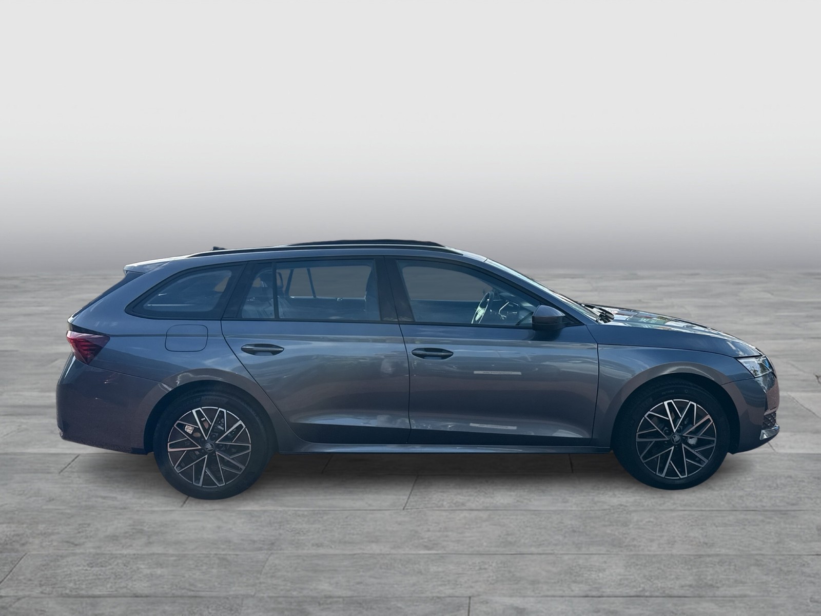 Skoda Octavia Combi 1.5 e-TEC SELECTION 360°CAM MATRIX